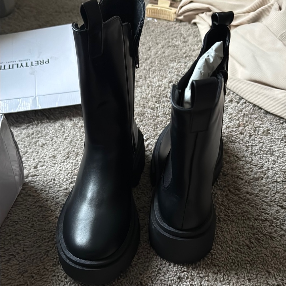 PrettyLittleThing Black Chunky Ankle Boots